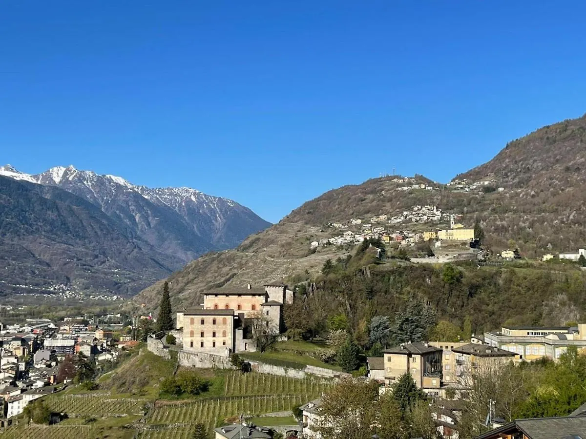 Appartamento La Baita Case Sondrio Fiume - Affitti Brevi Italia דירה
